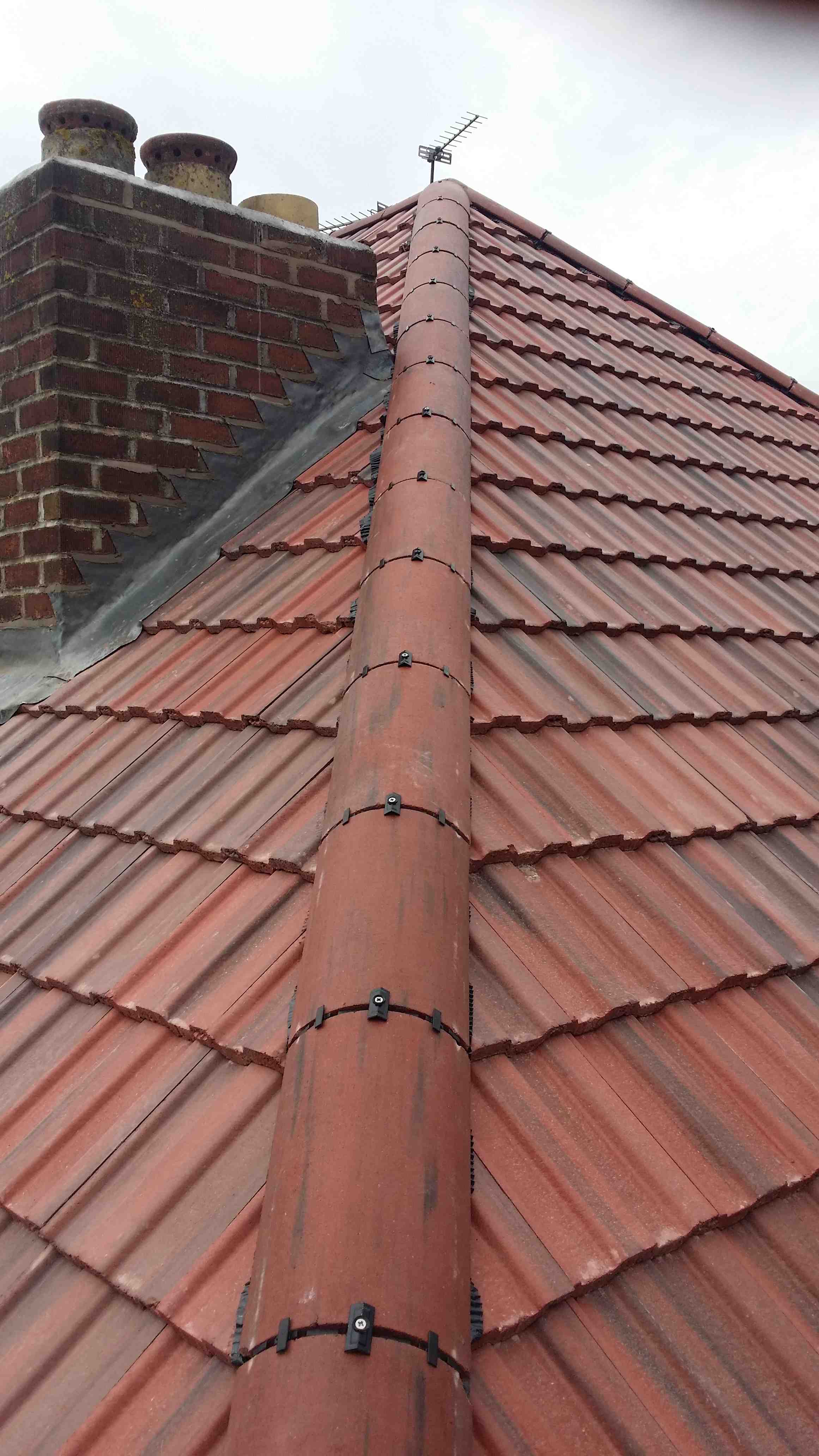 Ridge and hip tiles